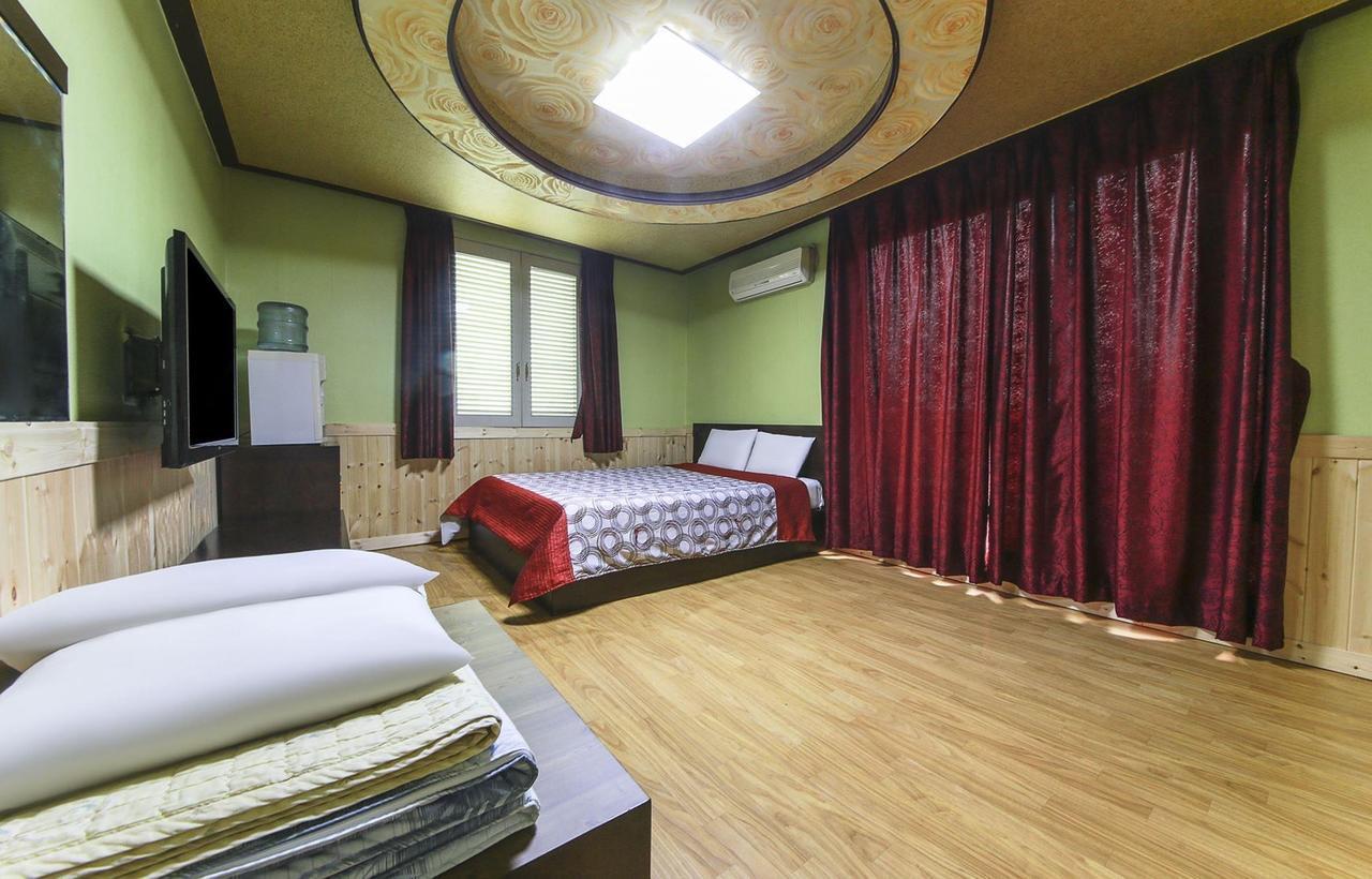 Venus Motel & Pension Boryeong Exterior foto