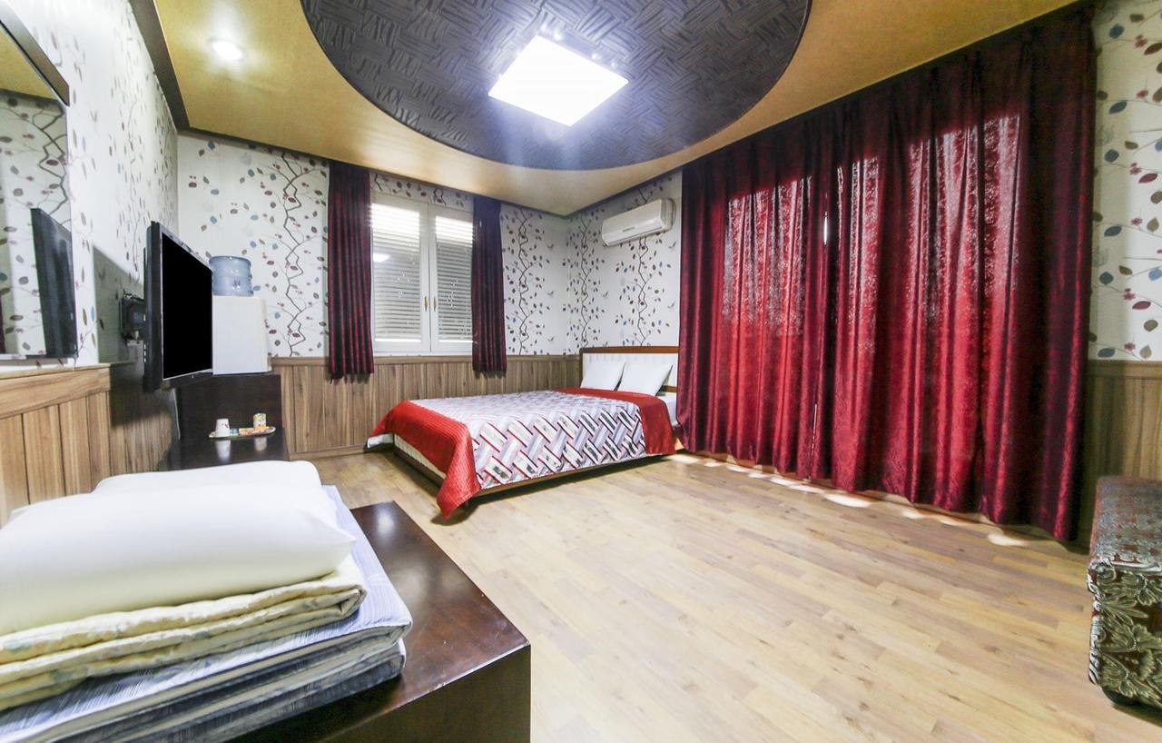 Venus Motel & Pension Boryeong Exterior foto
