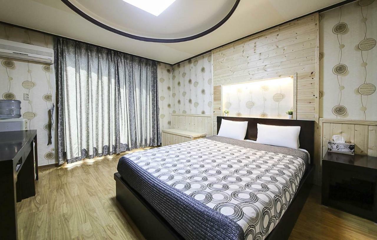 Venus Motel & Pension Boryeong Exterior foto